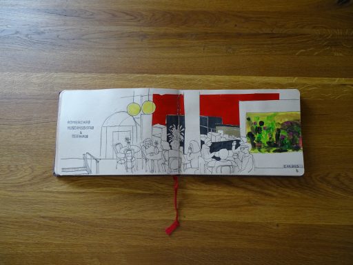 Aquarell- und Acrylzeichnung des Cafés Römercafé im Mainzer Landesmuseum.  Mehrere Tische im Raum mit verschiedenen Menschen