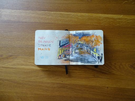 Aquarellzeichnung der Neubrunnenstraße in Mainz, herbstliche Stimmung, Abenddämmerung, mehrere beleuchtete Restaurants